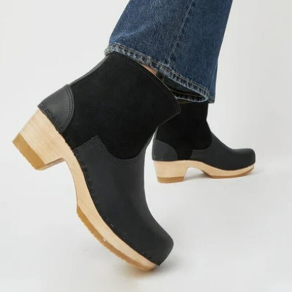 No. 6 - 5" Pull on Shearling Clog Boot on Mid Heel in Black Suede - Picture 3 of 7